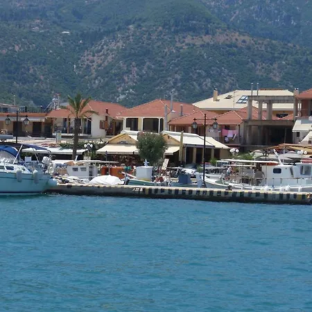 Homer's Pensión Nydri (Lefkada)