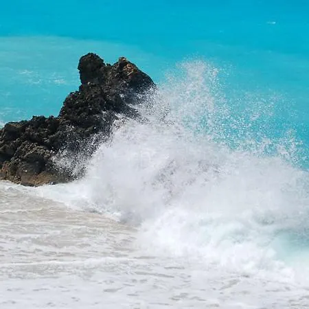 Homer's Pensión Nydri (Lefkada)