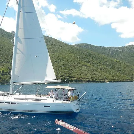 Pensión Homer's Nydri (Lefkada)