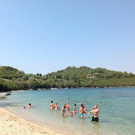 Pensión Homer's Nydri (Lefkada)