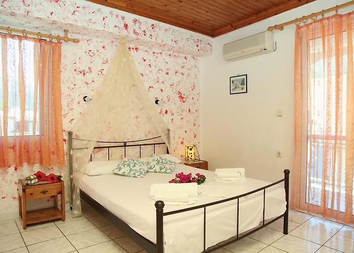 Homer 3* Nydri (Lefkada)