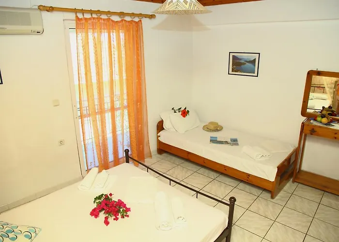 Homer 3* Nydri (Lefkada)