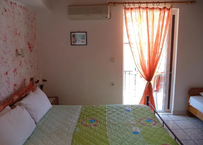 Homer 3* Nydri (Lefkada)