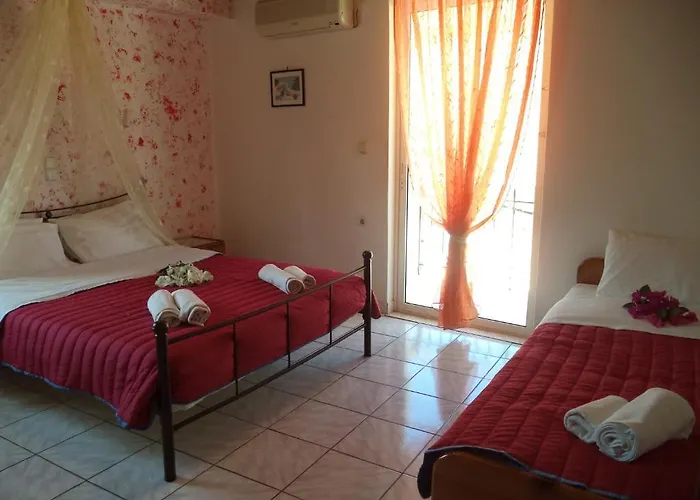 Homer Πανσιόν Νυδρί